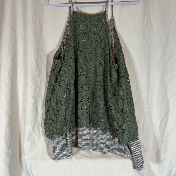 Xhilaration Tops - Xhilaration Green Lace Top with Gray Stripes